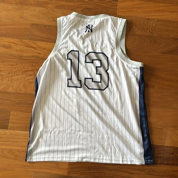 Yankees Basketball Jersey - Picture 2 of 2